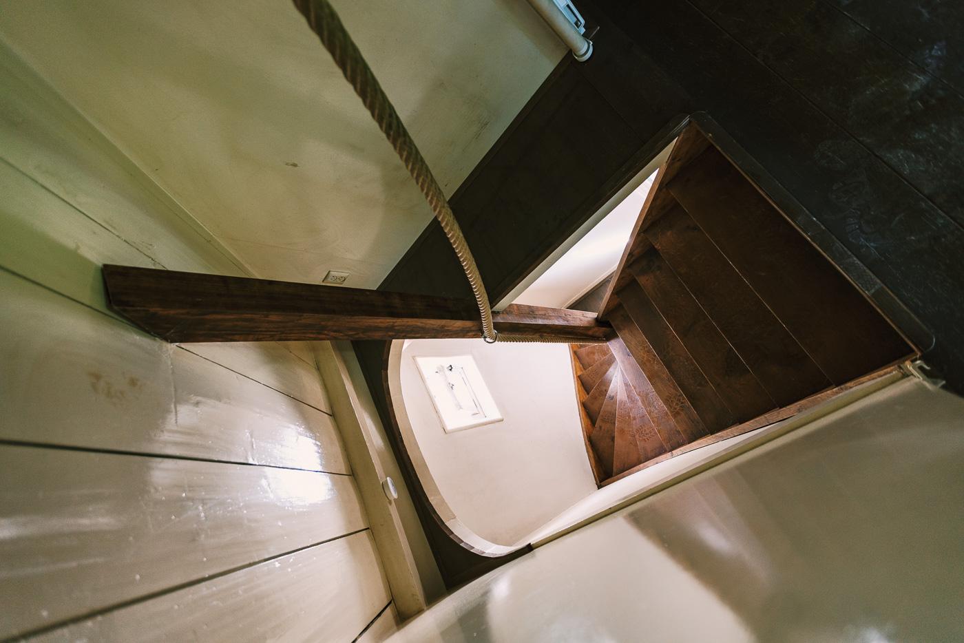 Trapgat-slaapkamer-broek